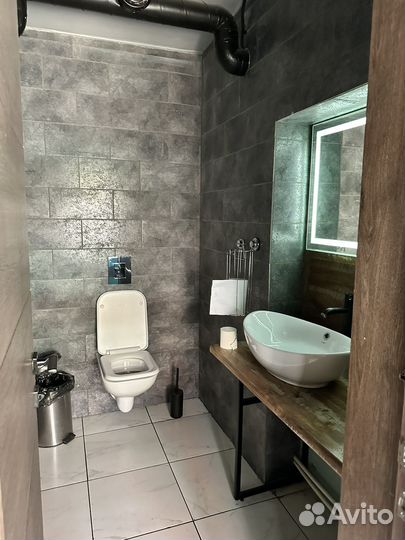 Продаеться кофейня с кухней(фастфуд)