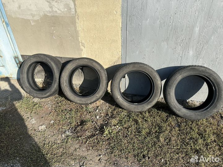 Bridgestone Dueler H/P Sport 235/55 R17 99V