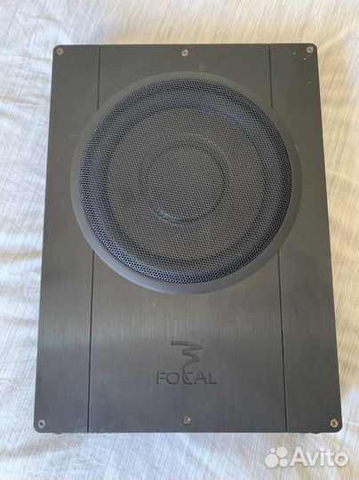 Focal iBus 20. Активный сабвуфер Focal Integration