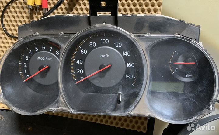 Панель приборов Nissan Tiida Latio