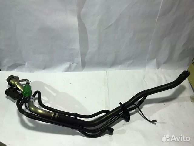 Горловина топливного бака Land Rover