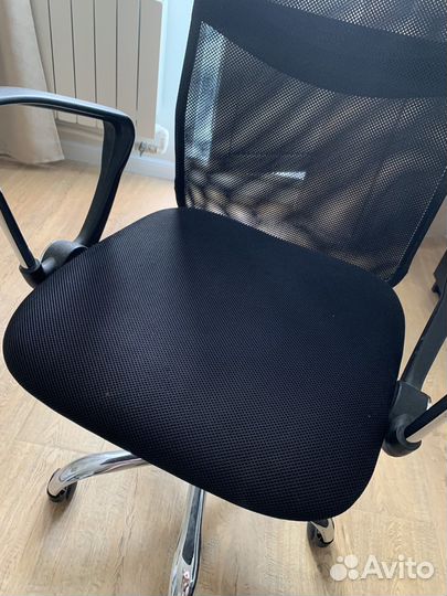 Компьютерное кресло
