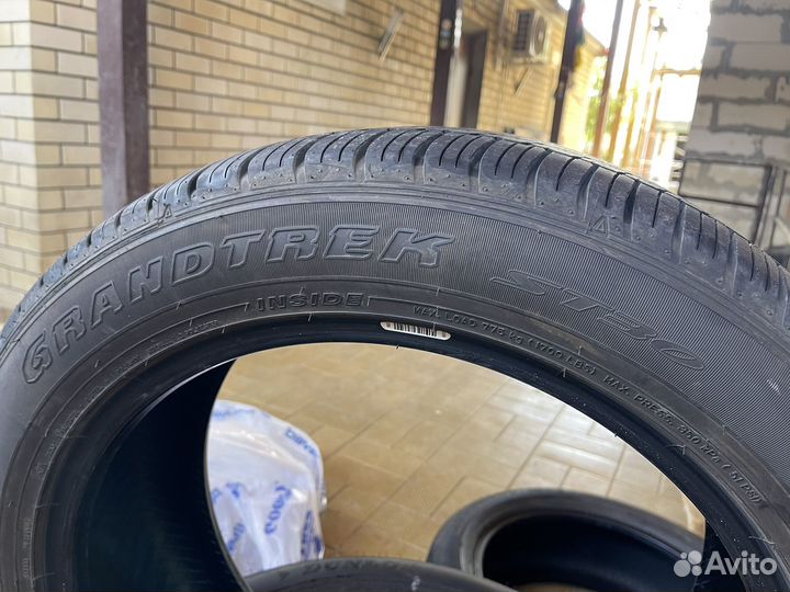 Dunlop Grandtrek ST30 225/55 R19 99M