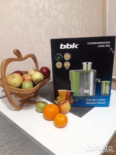 Соковыжималка (новая) BBK JC060-H02