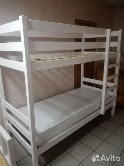 Двухьярастная кровать от производителя