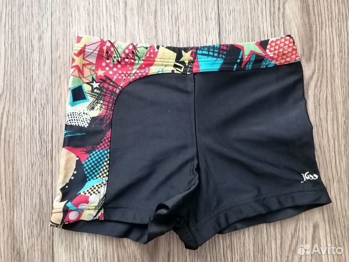 Плавки и шапочки для бассейна 122-128