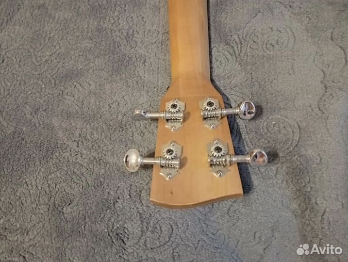 Гитара укулеле