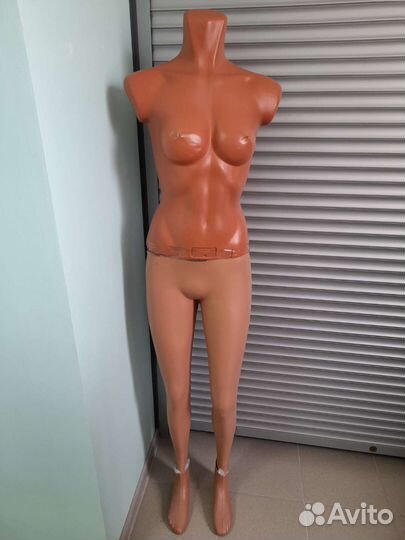 Манекен женский