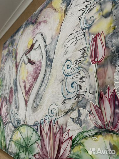 Картина с лебедями