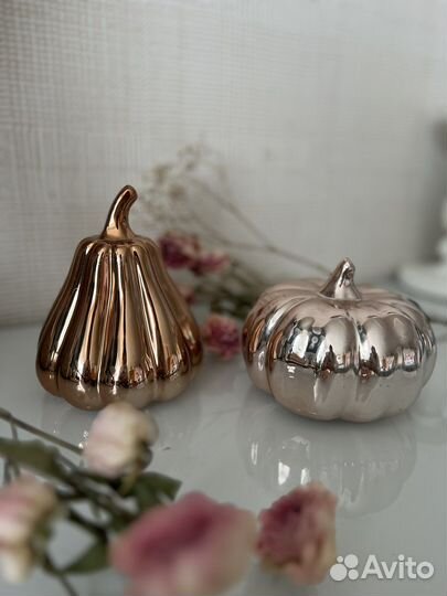 Декоративные фигурки тыквы