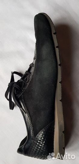 Кроссовки женские черные 43