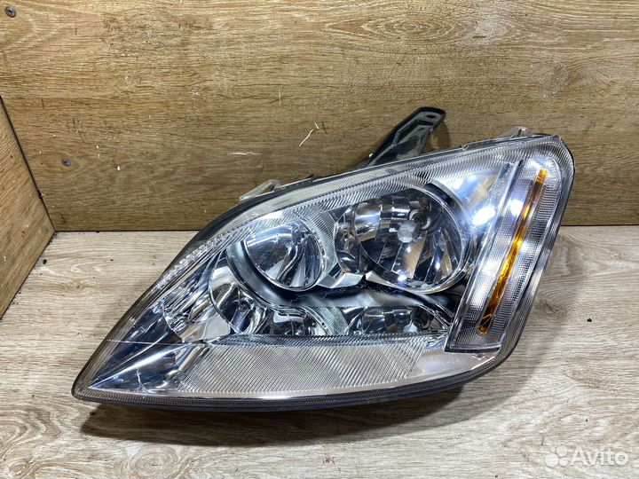 Фара передняя левая Ford C-MAX дорест 142490