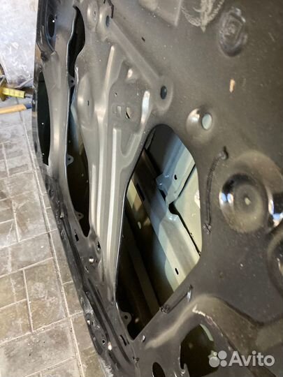 Дверь передняя правая chevrolet tahoe 2016