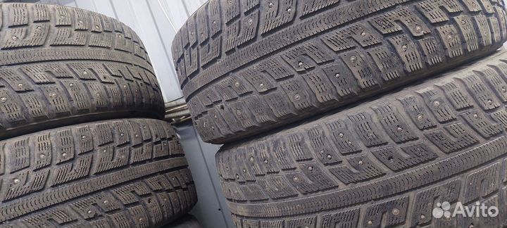 Kumho I'Zen KW22 225/50 R17