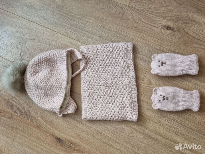 Комплект шапка и шарф для девочки