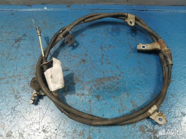 Трос ручника правый Nissan Murano Z51