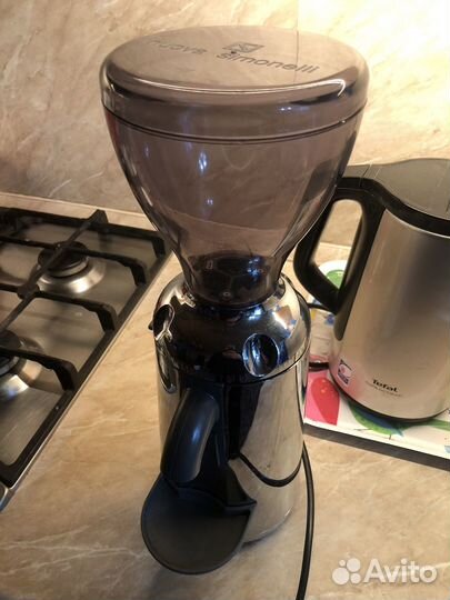Кофемолка Nuova Simonelli Grinta