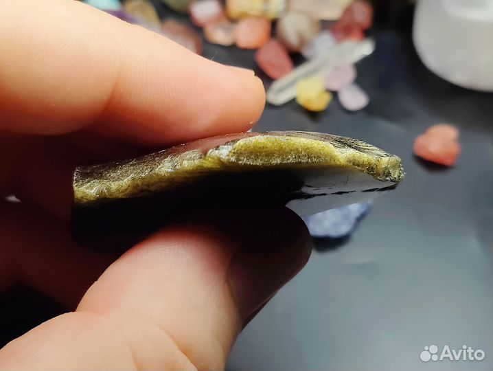 Обсидиан золотистый