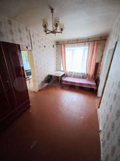 2-к. квартира, 43 м², 2/4 эт.