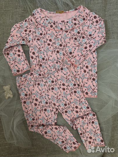 Костюм новый 2-5 лет