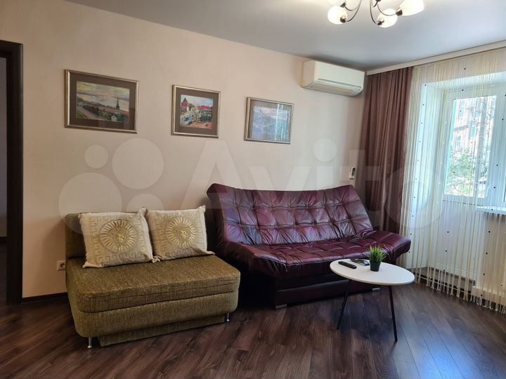 2-к. квартира, 45 м², 2/6 эт.