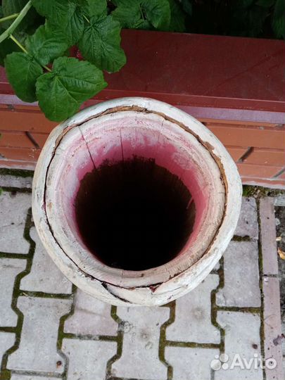 Старинная деревянная маслобойка