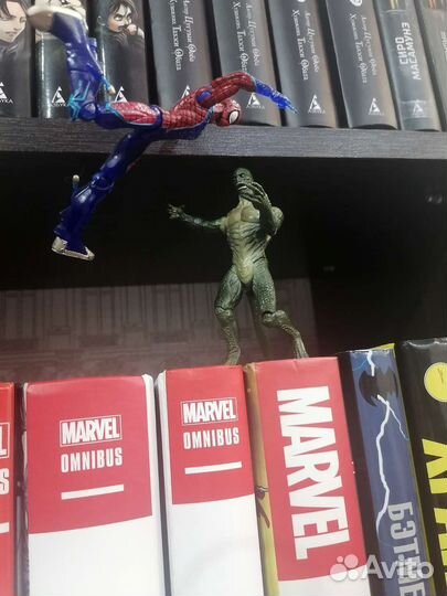 Человек паук hasbro 2010 ящер 2012