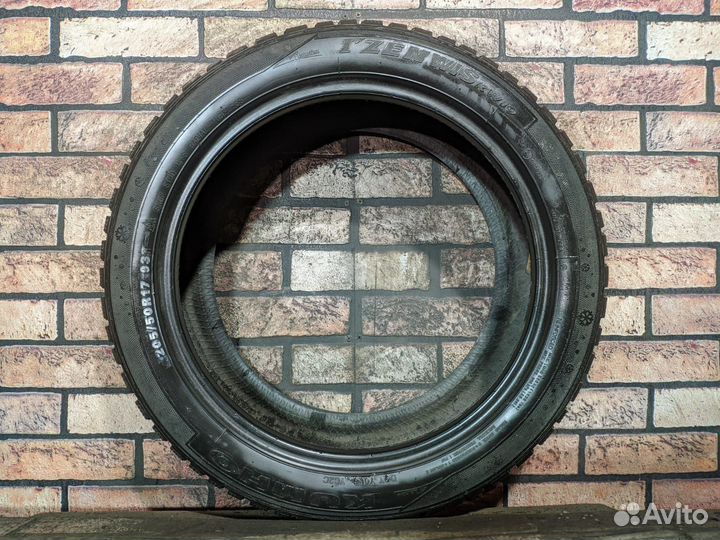 Kumho I'Zen Wis KW19 205/50 R17