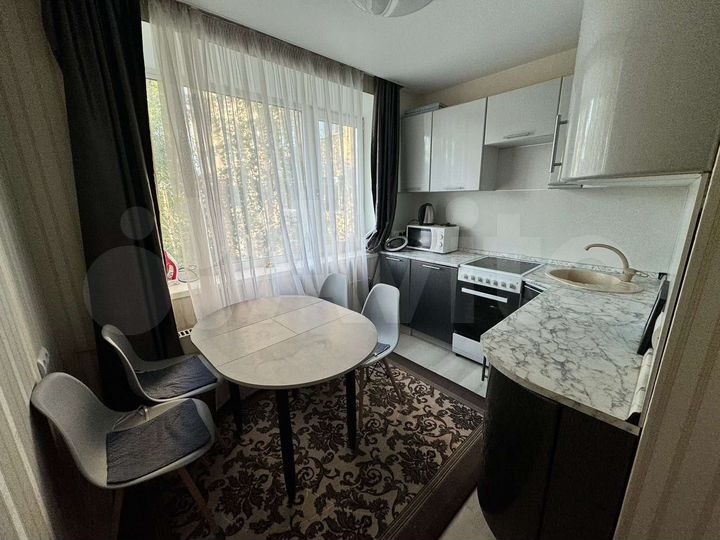 2-к. квартира, 45 м², 3/9 эт.