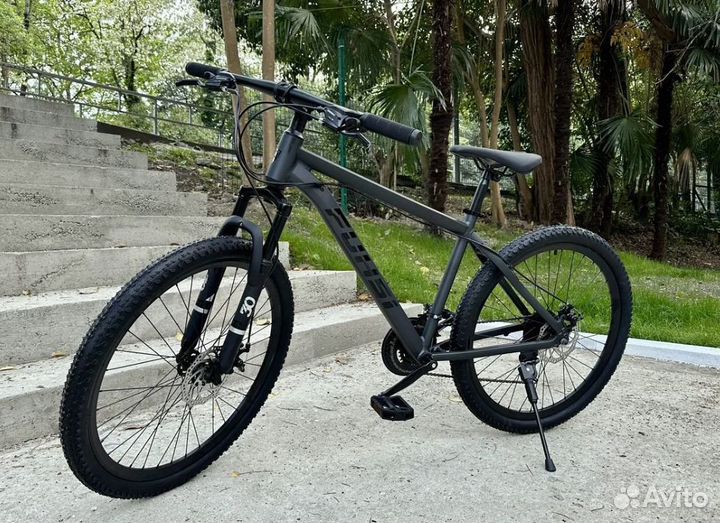Велосипед горный новый 17 рама 26