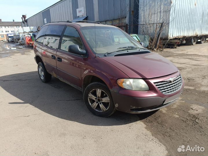 Chrysler Voyager 2.4 AT, 2002, 376 500 км