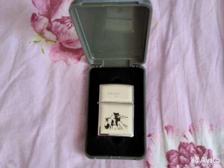 Зажигалка бензиновая zippo