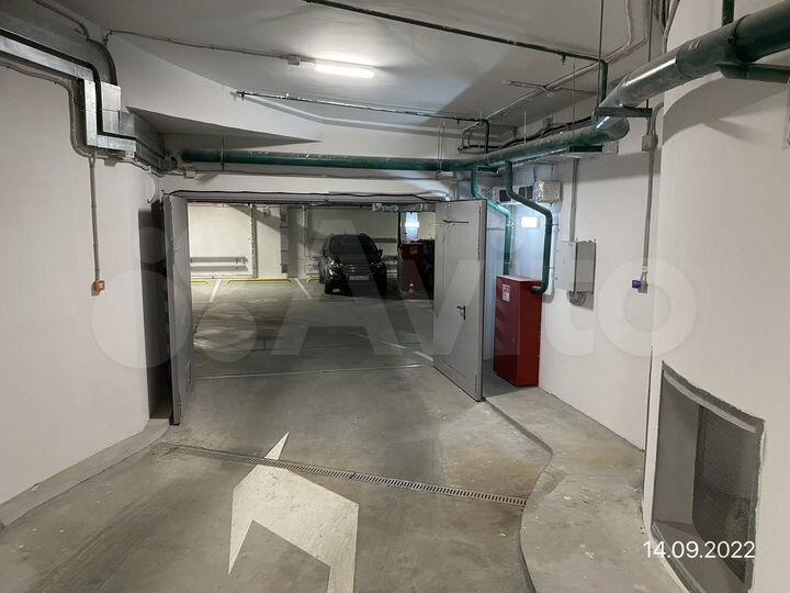 Машиноместо, 13 м²