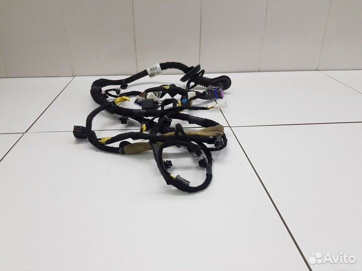 Электропроводка двери передняя левая (Geely Atlas)