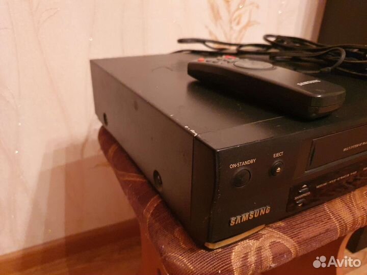 Видеомагнитофон samsung