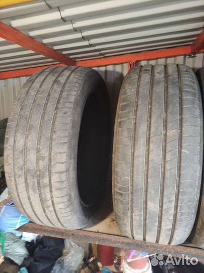 Michelin Latitude Sport 3 245/40 R20 и 275/40 R20 103W