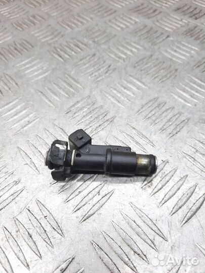 Форсунка Peugeot 407 седан 2.0 RFN 2004