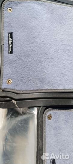 Комплект ковриков