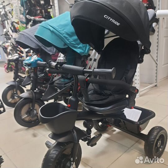 Трехколесный велосипед