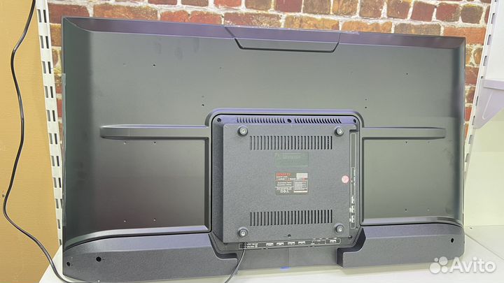 Продам телевизор Smart BT-4300S Новый