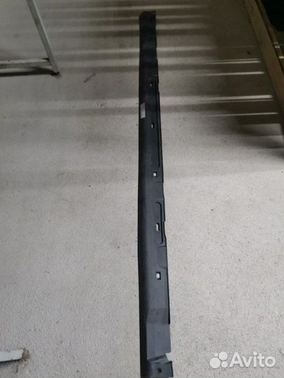 Накладка на порог наружная левая Ford Focus 2