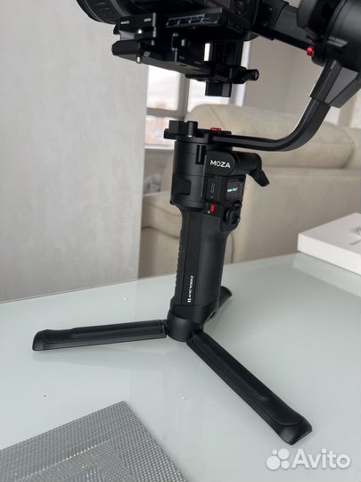 Стабилизатор Moza Aircross 3 Professional kit