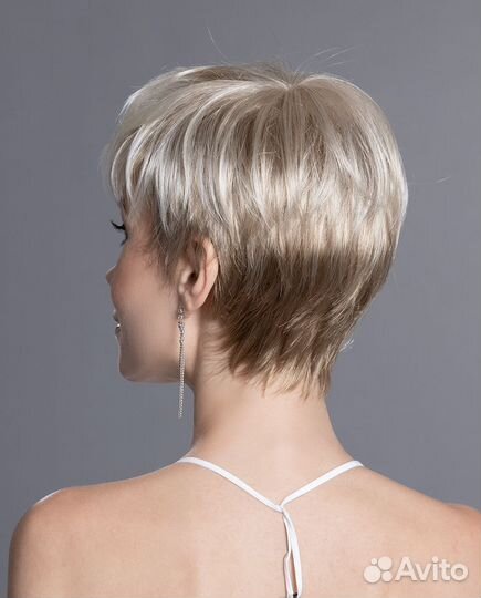 Немецкий короткий парик Pixie. Цвет разный