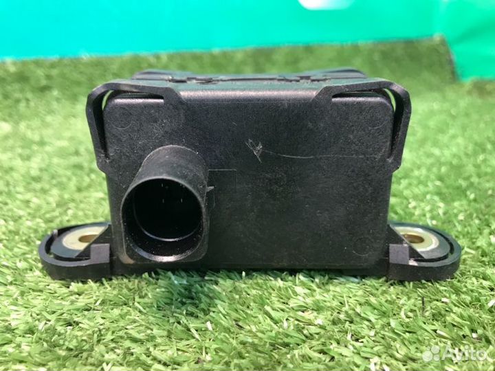 Датчик ускорения Volkswagen Touareg NF 3.6 cmta