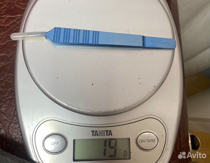 Пинцет титановый F0106