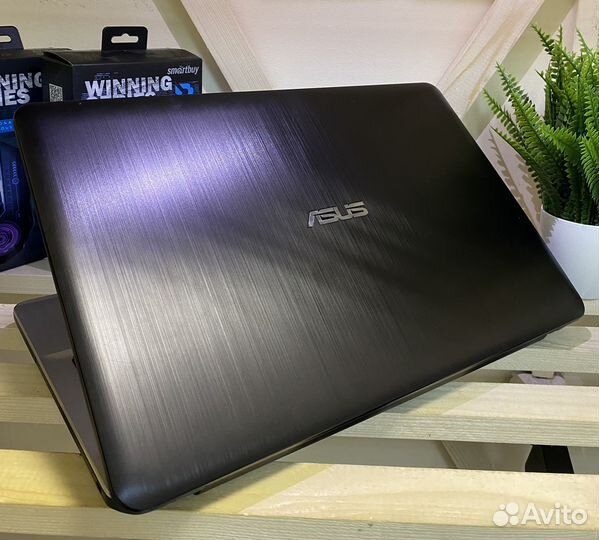 Asus /i5-6198DU/920MX/8gb/SSD