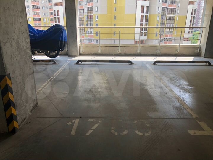 Машиноместо, 16 м²