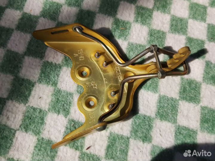 Крепления для лыжных ботинок