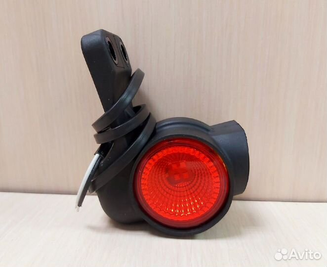 Фонарь контурный на прицеп FT-140 W P (правый) фон