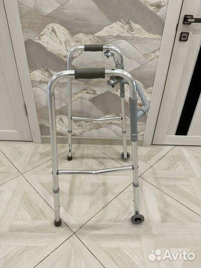 Ходунки для взрослых